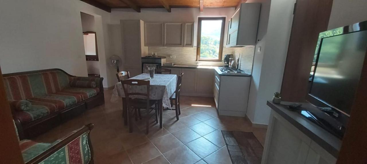 Casa Vacanza Tortorici Exteriör bild